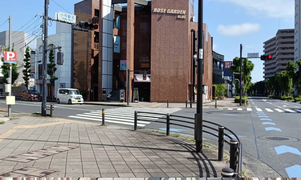 小作駅北交差点